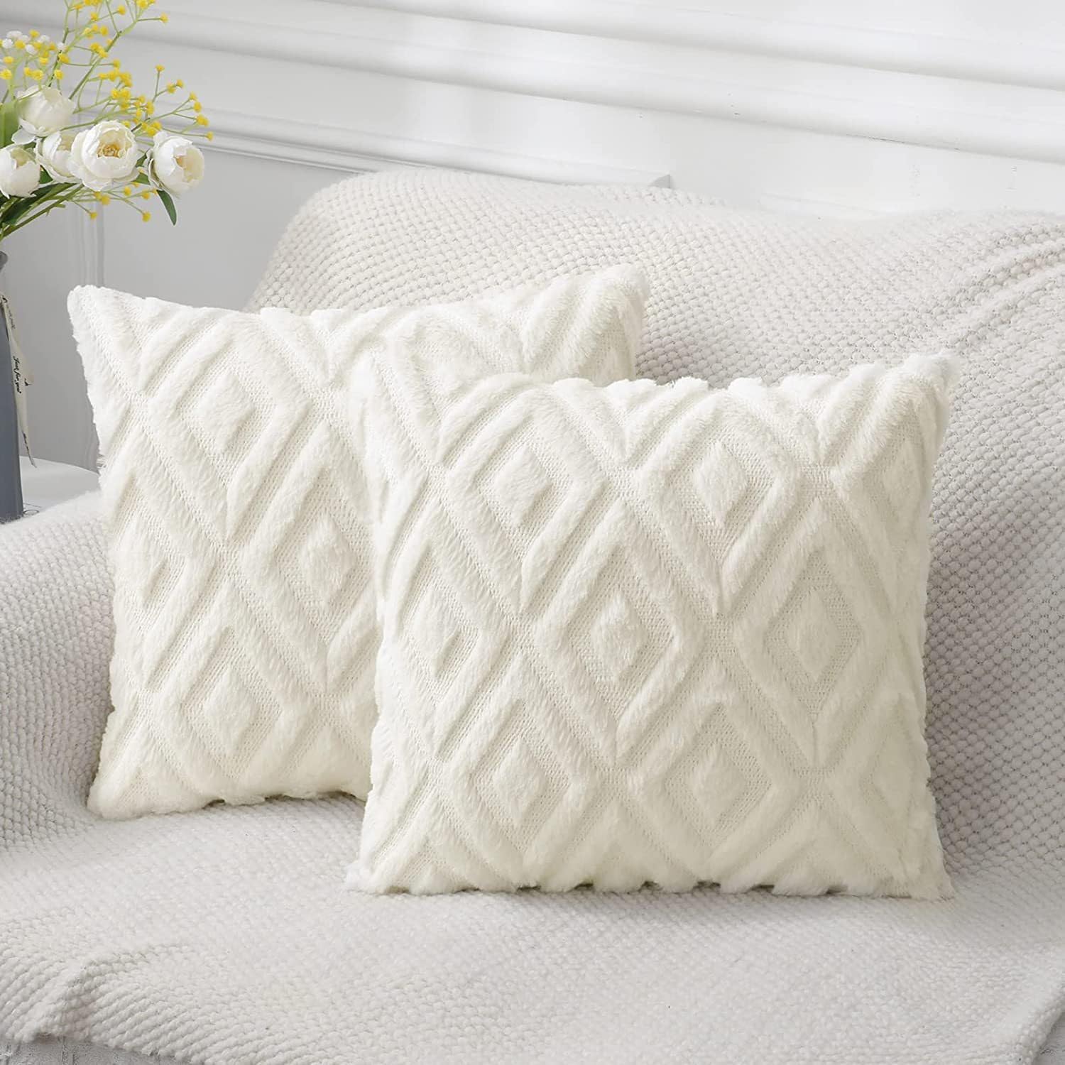 Green Plush Scandinavian Throw Pillow 30×50cm, Soft Cozy Cushion for Sofa Bed