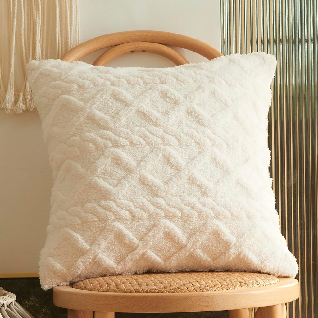 Jacquard Fuzzy Fleece Decorative Throw Pillow Covers 20x20 Inch Farmhouse Boho Cable Knit Plush Cushion Cover Soft Accent Pillowcase for Couch Sofa Bed Living Room (Cream,20"x20")