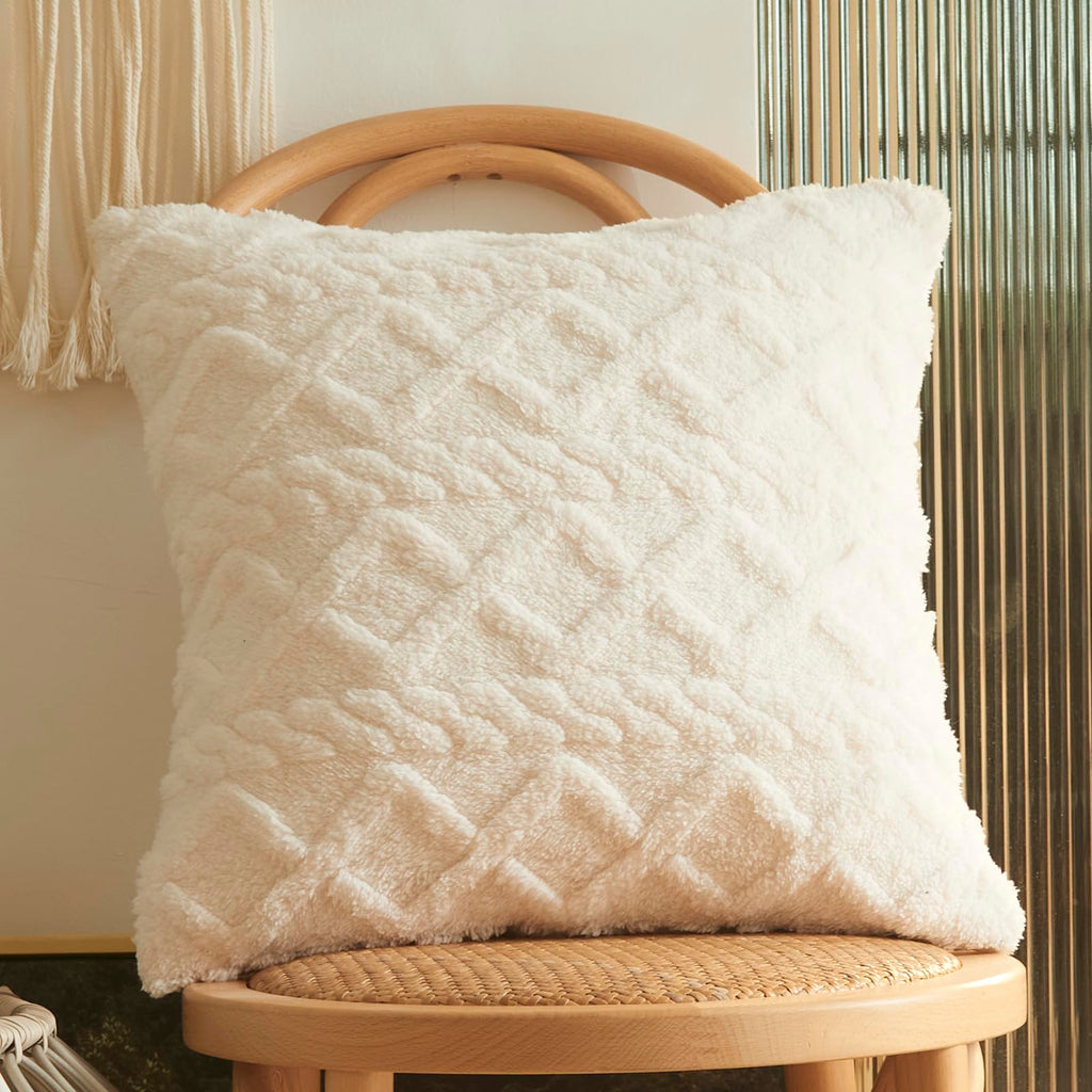 Jacquard Fuzzy Fleece Decorative Throw Pillow Covers 20x20 Inch Farmhouse Boho Cable Knit Plush Cushion Cover Soft Accent Pillowcase for Couch Sofa Bed Living Room (Cream,20"x20")