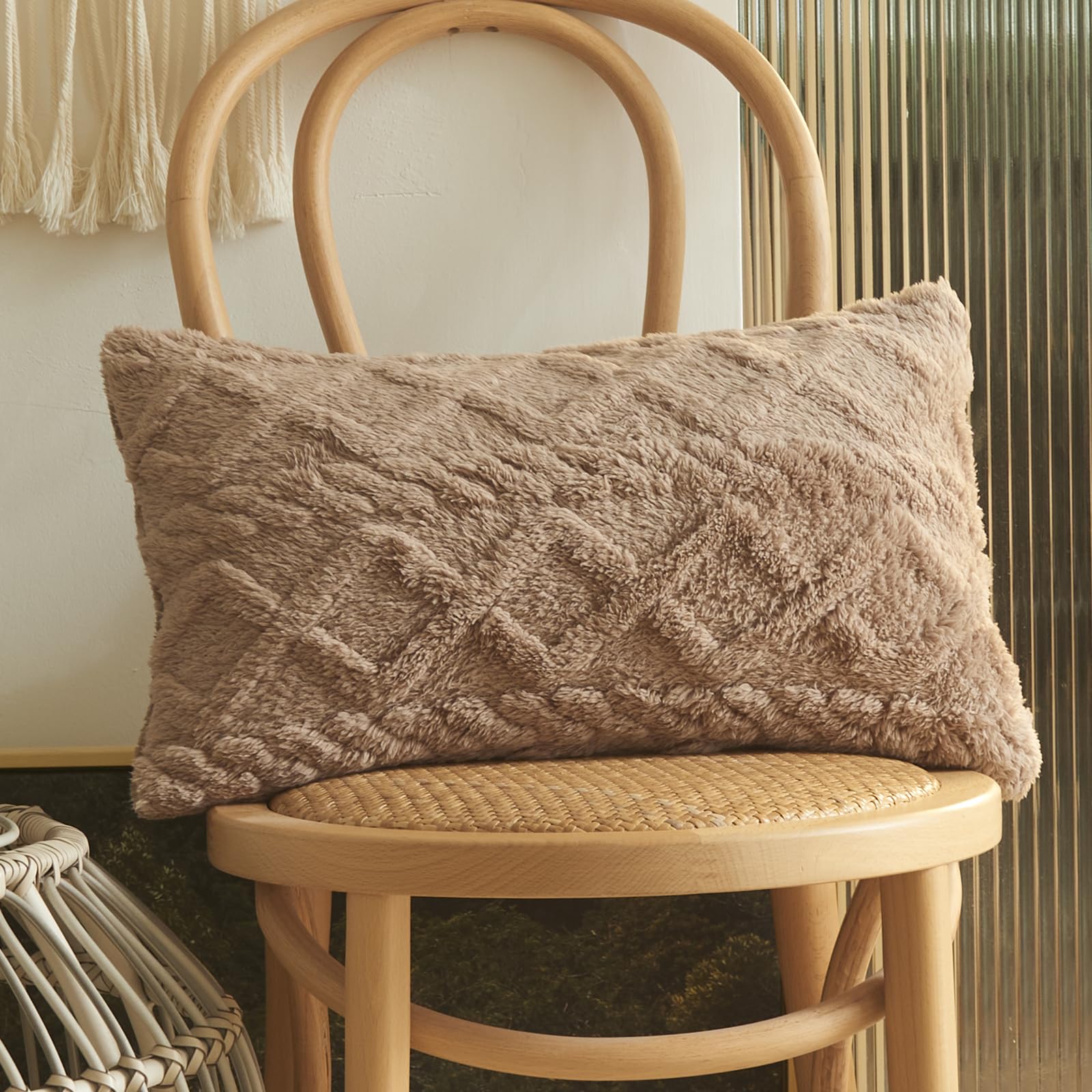 Jacquard Fuzzy Fleece Decorative Throw Pillow Covers 20x20 Inch Farmhouse Boho Cable Knit Plush Cushion Cover Soft Accent Pillowcase for Couch Sofa Bed Living Room (Cream,20"x20")
