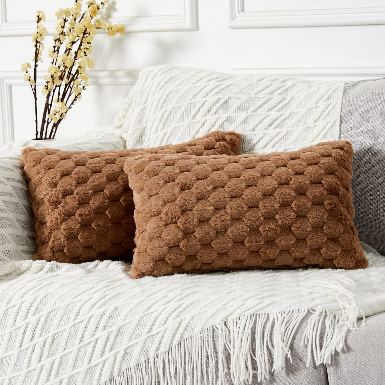 Yaertun Pack of 2 Super Soft Cozy Decorative Throw Pillow Covers Fuzzy Plush Faux Fur Luxury Cushion Cover Pillowcase for Sofa Couch Bed Livingroom 16x16 Inch Sage Green