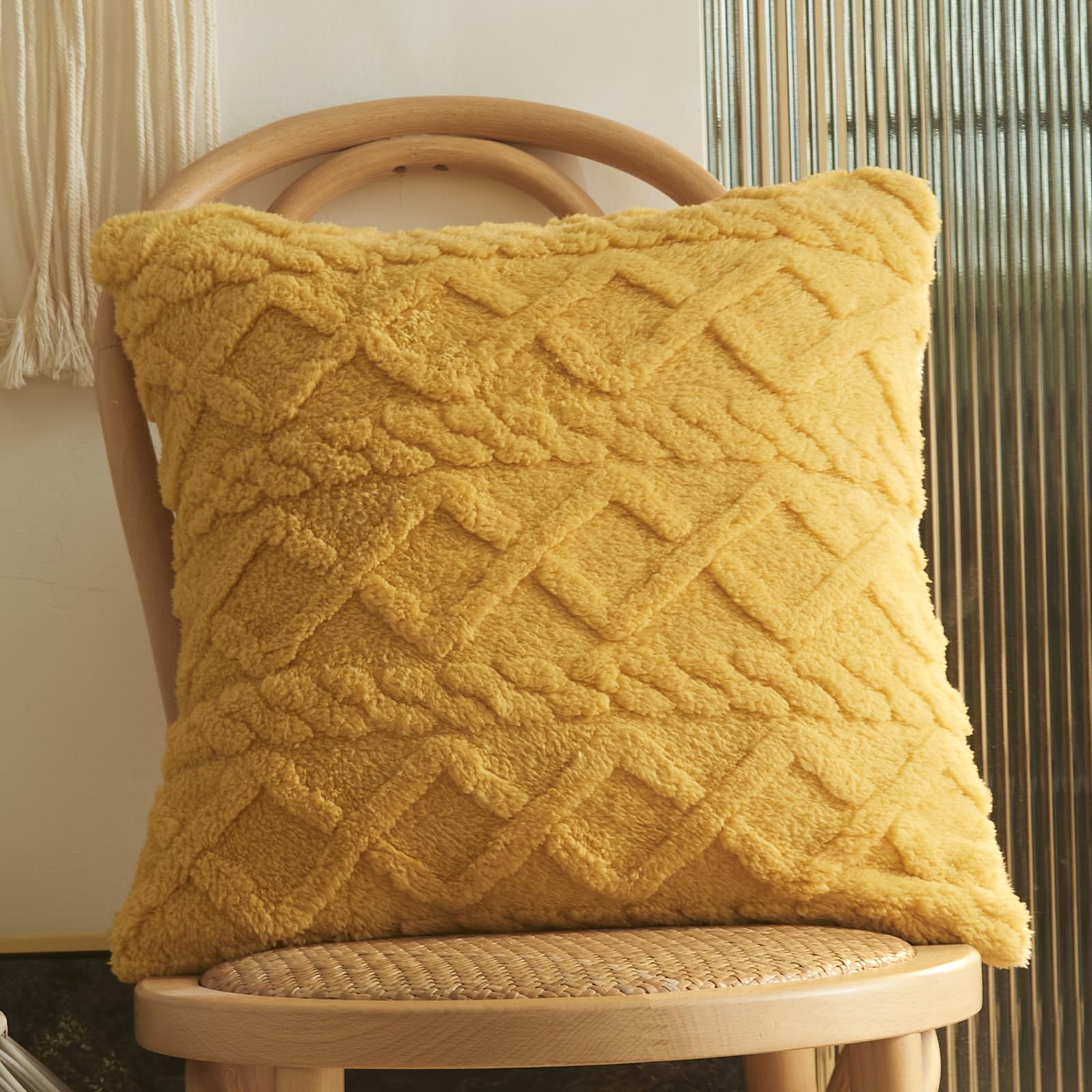 Jacquard Fuzzy Fleece Decorative Throw Pillow Covers 20x20 Inch Farmhouse Boho Cable Knit Plush Cushion Cover Soft Accent Pillowcase for Couch Sofa Bed Living Room (Cream,20"x20")